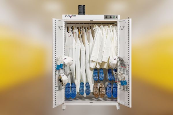 BIOTECH Cabinet